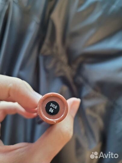 Помада Nyx Bombshell