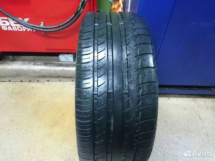 Michelin Pilot Sport 2 245/35 R21 96Y