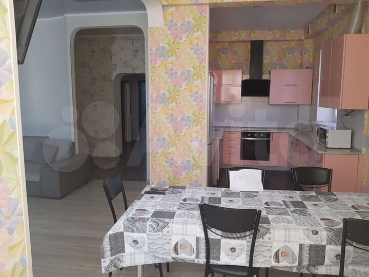 3-к. квартира, 90 м², 1/5 эт.
