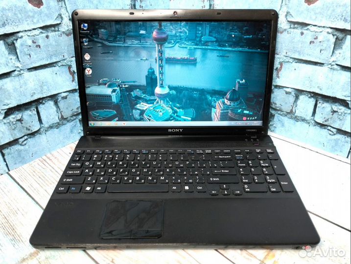 Мощный Sony на RAM 4/ HDD 250