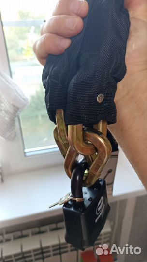 Цепь с замком