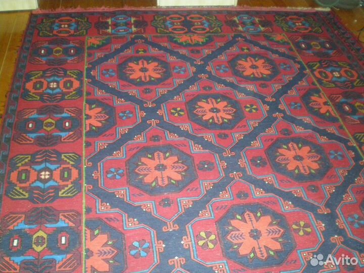 Ковер шерстяной (сумаг1)