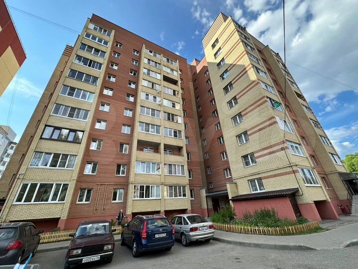 2-к. квартира, 52,7 м², 9/10 эт.