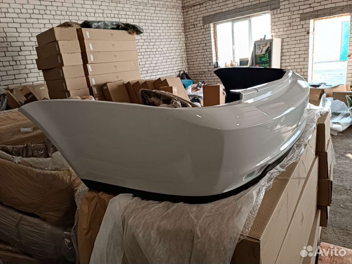 Бампер задний приора 2 седан белый (белое облако)