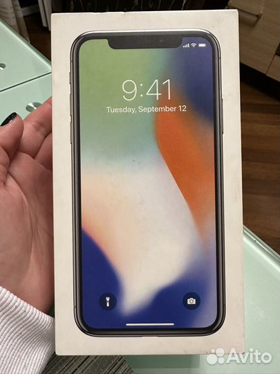 iPhone X, 64 ГБ