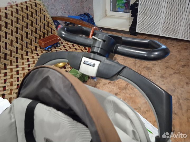 Коляска для двойни или 3-х годок