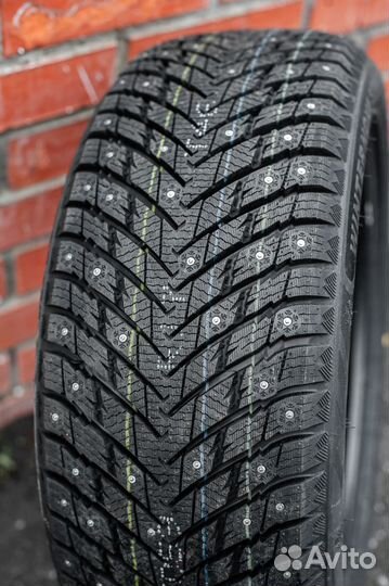 Zmax Winternova Stud II 255/35 R18 94T