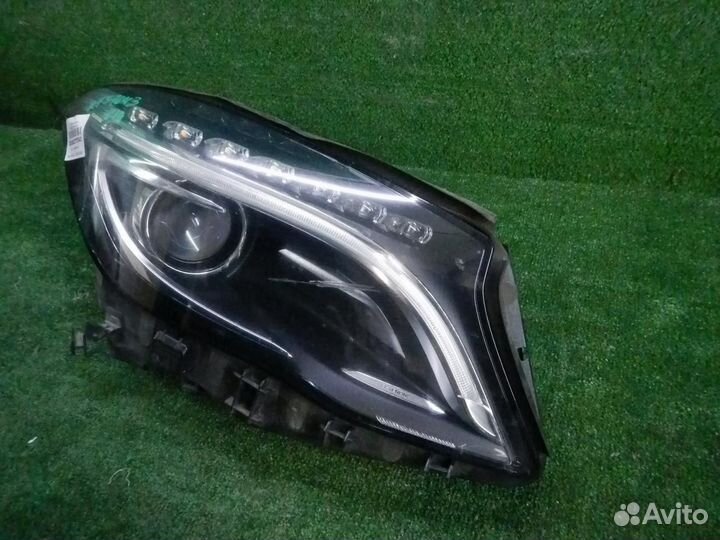 Фара правая Mercedes-Benz GLA-Class