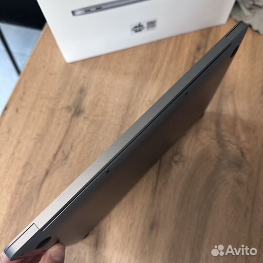 MacBook Air m1 8 256 gb (103 цикла, гарантия)