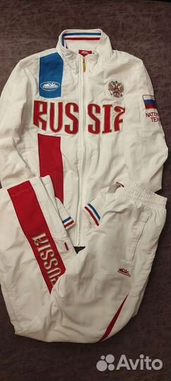 Спортиный костюм Forward