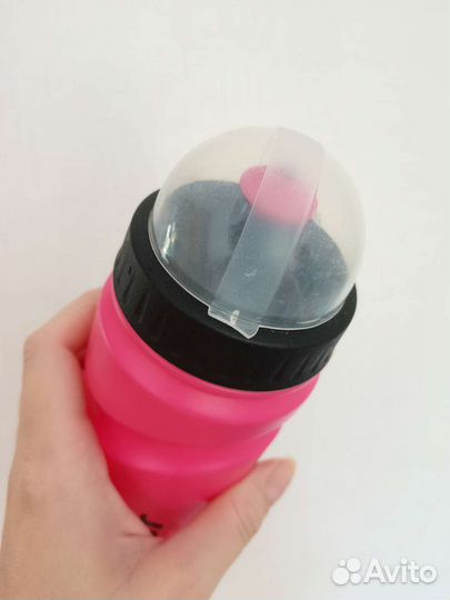 Бутылка для воды пластиковая