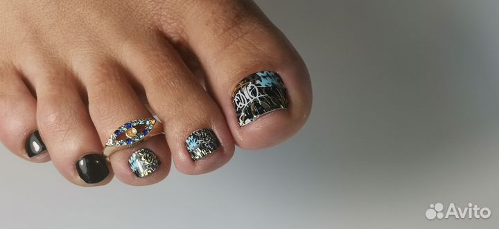 Пленочный педикюр