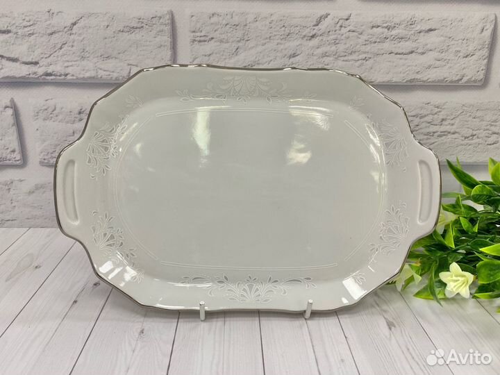 Поднос с ручками 