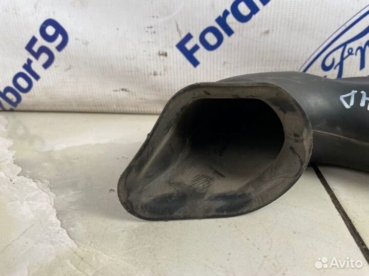 Патрубок воздушного фильтра Honda Civic 4D FD1