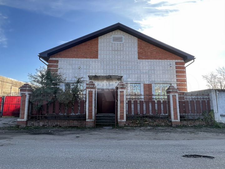 Продам помещение свободного назначения, 1200 м²