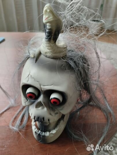 Заводная игрушка