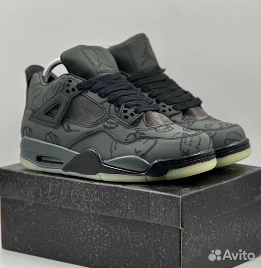 Кроссовки nike air jordan 4 retro kaws