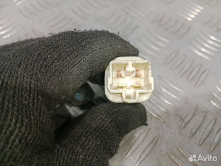Б/У Датчик включения стопсигнала Toyota#001