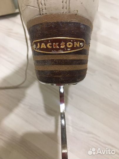 Фигурные коньки jackson