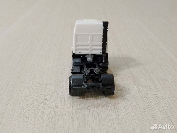 106) Тягач Renault