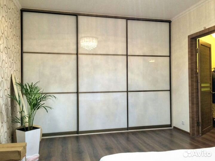 Встраиваемый шкаф