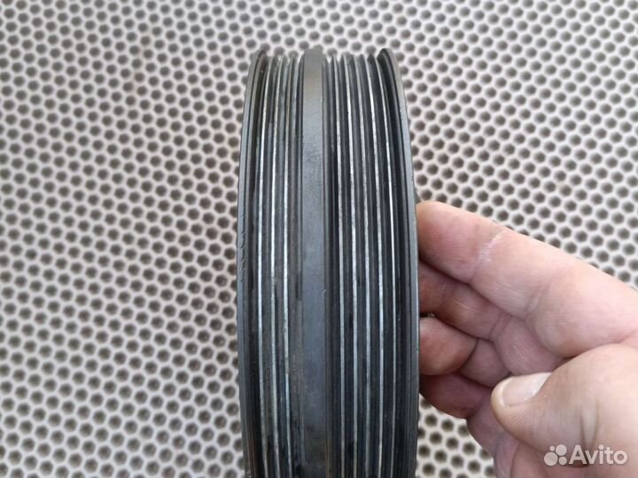 Шкив коленвала 059105251M 2.5 TDI VAG AKE AFB AKN