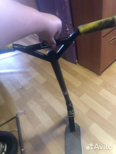 Трюковой самокат tech team duker 101