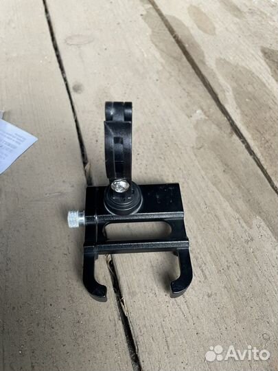 Держатель для телефона на руль