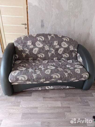 Мини диван раскладной бу