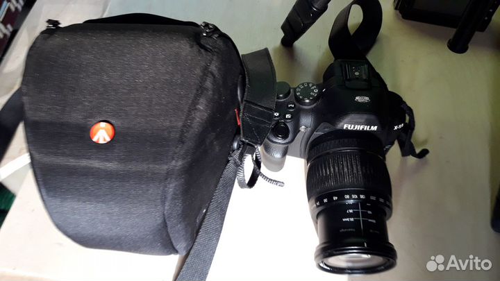 Фототехника Fujifilm X - S1 ; X - M1 ; Биноколь