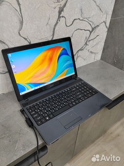 Acer Intel core i3/8GB/SSD250/15.6