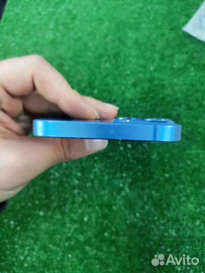 iPhone 13 разбор по запчастям