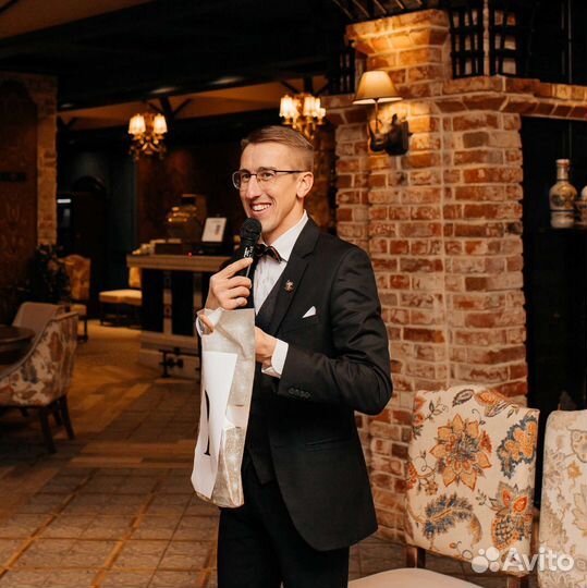 Ведущий мероприятий