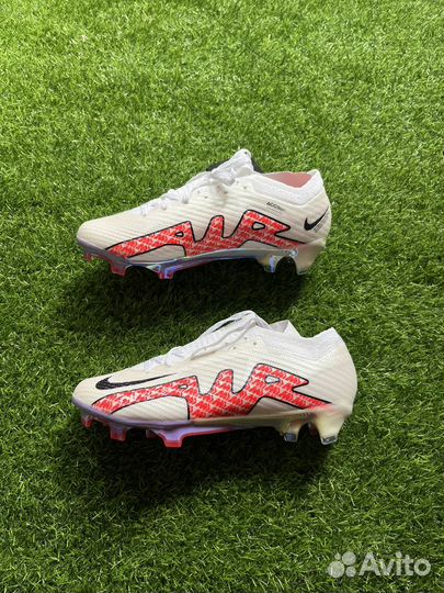 Бутсы. Бутсы Nike