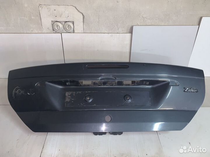 Крышка багажника Ford Focus 1 седан
