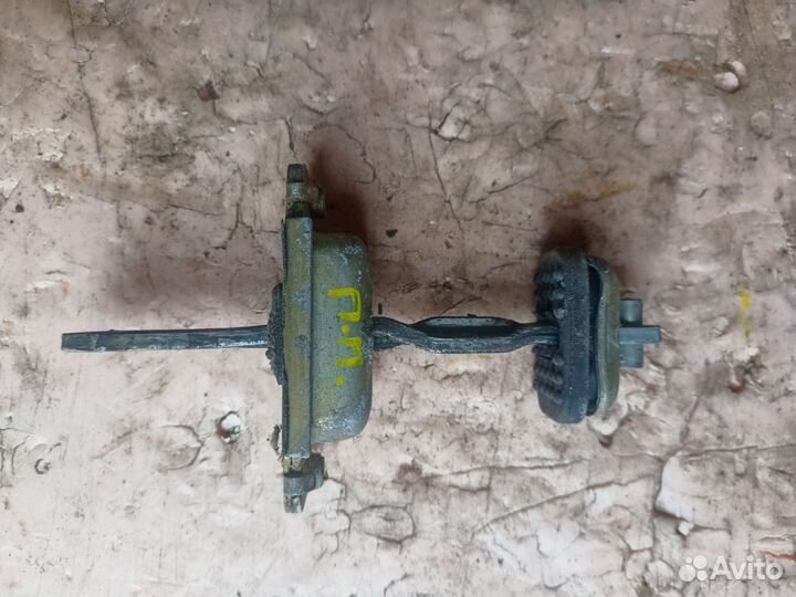 Ограничитель Передней правой двери Rover 45