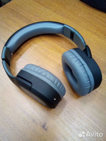 Блютуз наушники