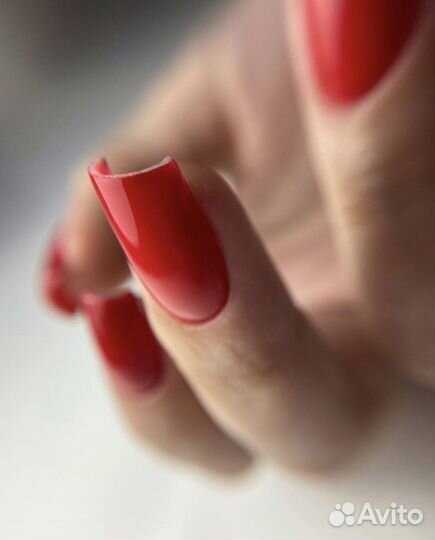 Маникюр педикюр