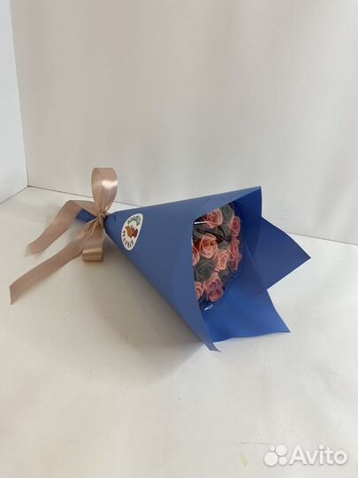 Шоколадные Розы - 19 шт в Букете