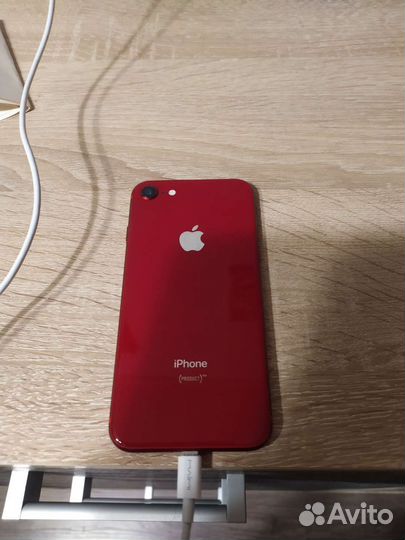 Мобильные телефоны бу iPhone8