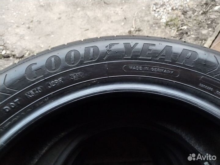 Goodyear EfficientGrip Performance 225/50 R17