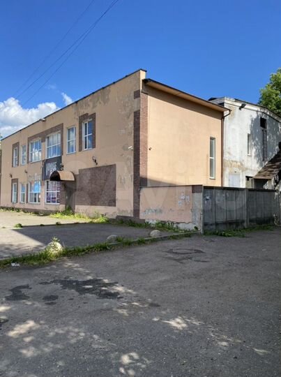 Здание, 672.1 м²