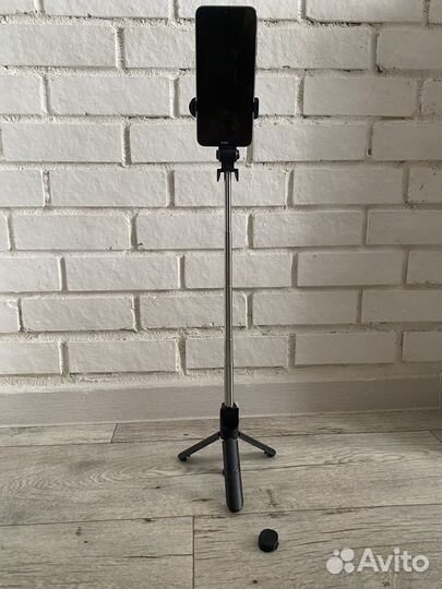 Штатив + селфи палка для телефона с пультом