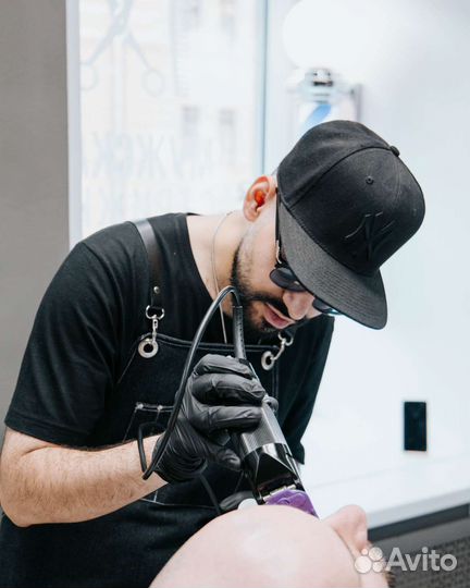 Барбер, мужской парикмахер