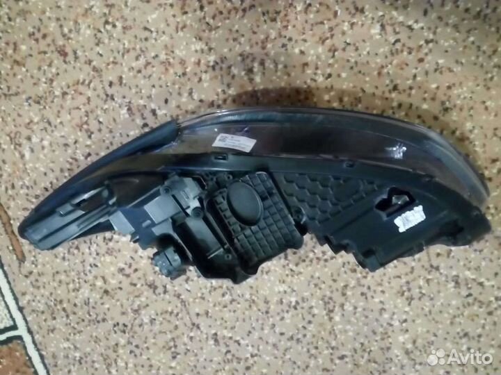 Фара правая Kia sportage 4