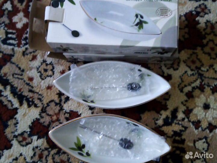 Блюдо под оливки-маслыны