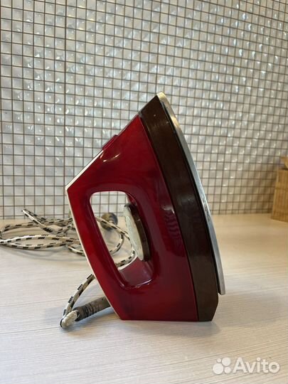 Утюги Philips и советский