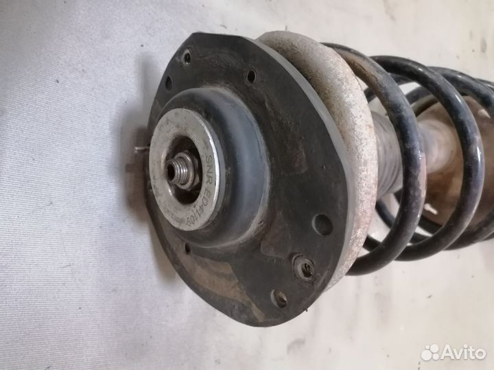 Амортизатор перед правый в сборе Peugeot 206 2008