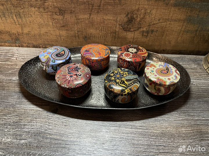 Готовые свечи и баночки для изготовления свечей