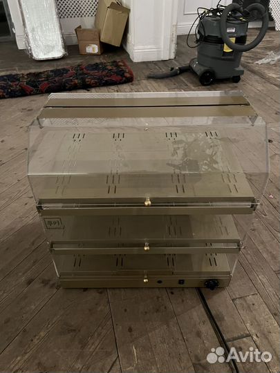 Тепловая витрина smeg